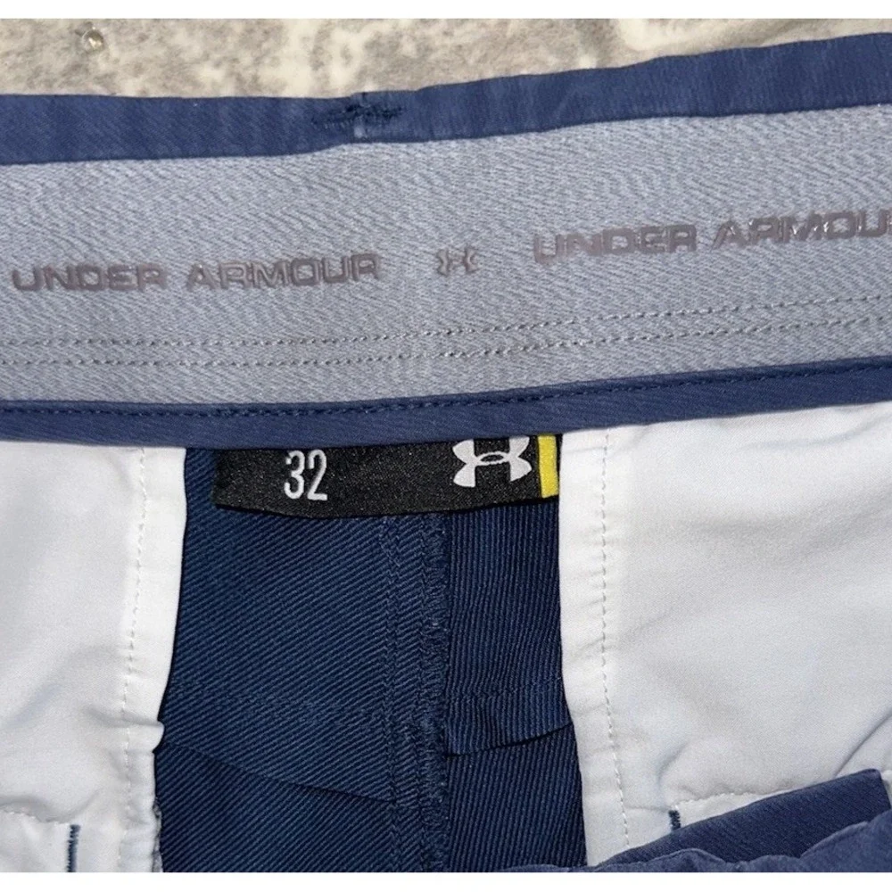Under Armour Golf Shorts Navy Blue Mens Size‎ 32 Stretch WaistBand
